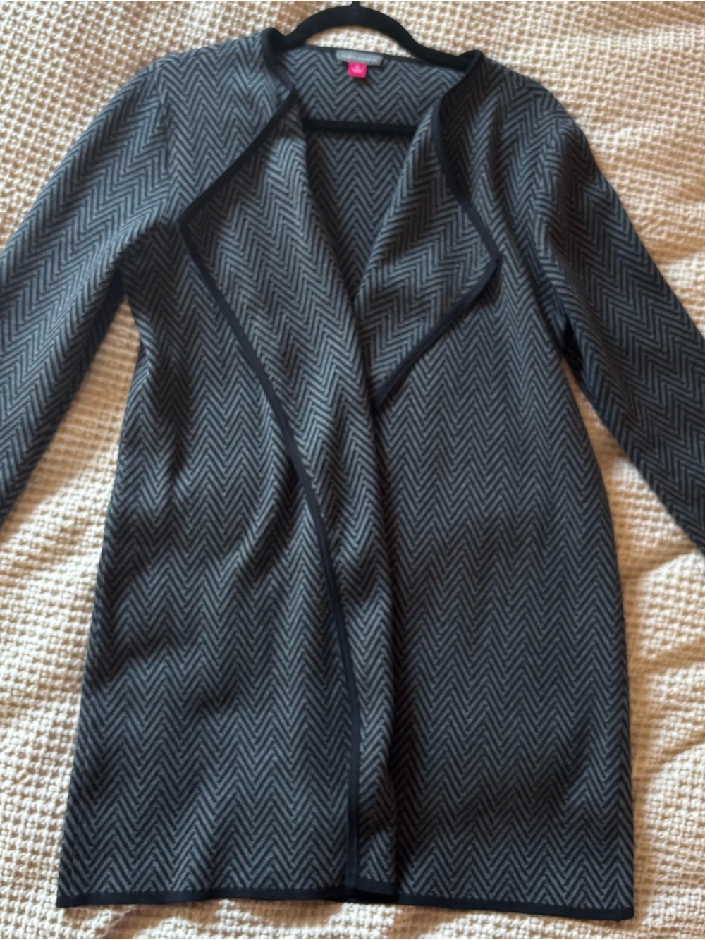 Vince Camuto Black & Gray Herringbone Open-Front Cardigan